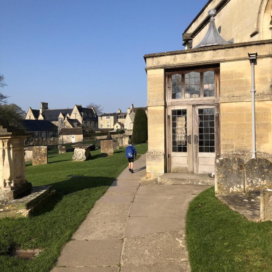 Cotswold Lodge เพนส์วิค ภายนอก รูปภาพ