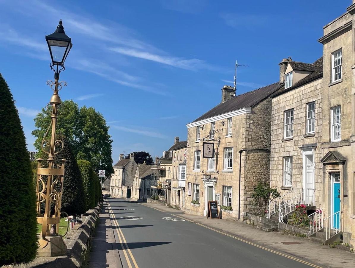 Cotswold Lodge เพนส์วิค ภายนอก รูปภาพ